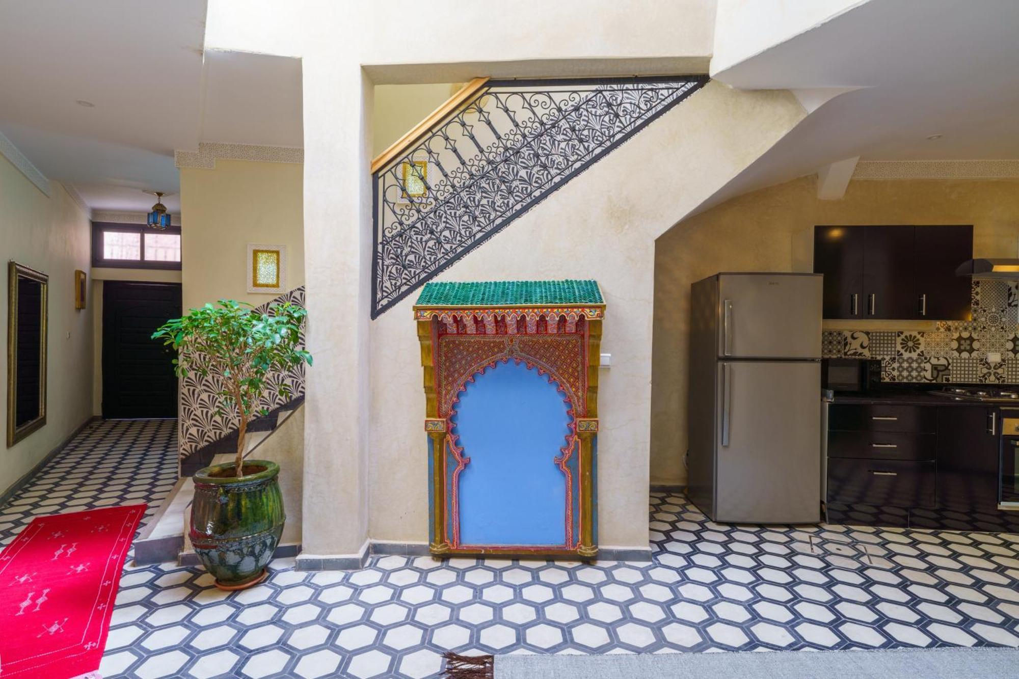 Riad 4 Chambres - Piscine & Petit Dejeuner Gratuit - Wifi Fibre Optique Марракеш Екстер'єр фото